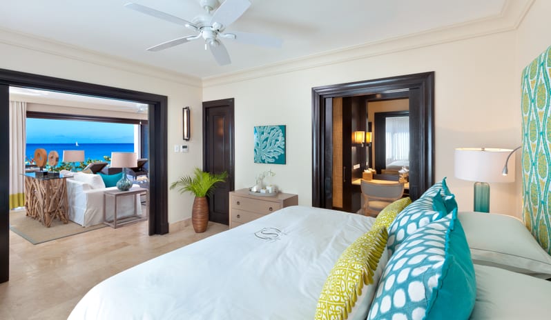 Beach House Suite 01_10302